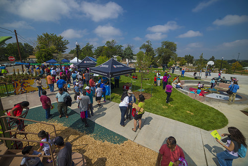 Opening of Cuatro Vientos Park. Photo by Evan Semón